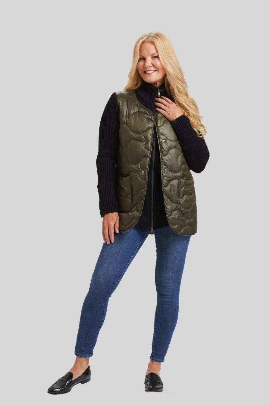 PEACE OF CLOTH Olive/Black Quilted Knit Combo Jacket - Stylish & Comfortable Outerwear