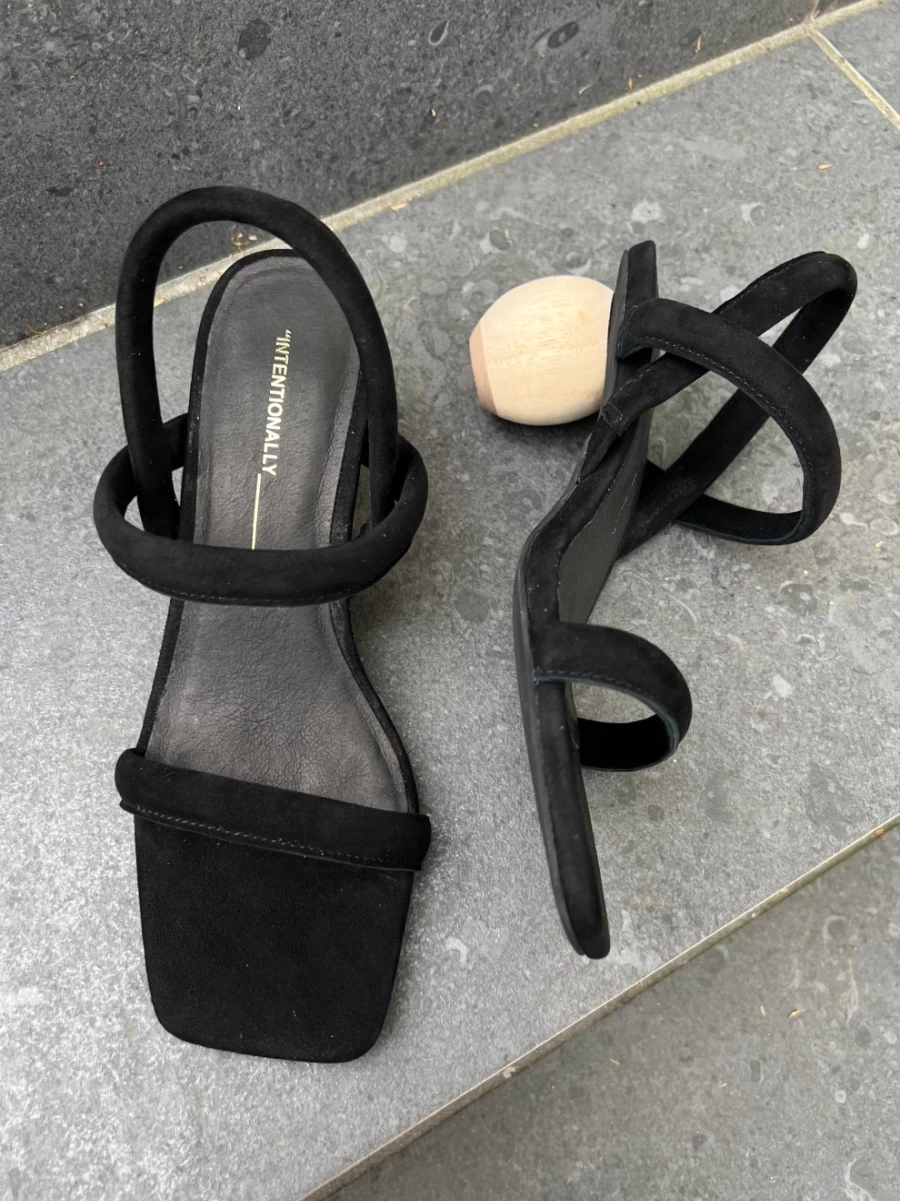 "INTENTIONALLY BLANK Kimber Black Heel - Stylish Women's Heeled Shoes"