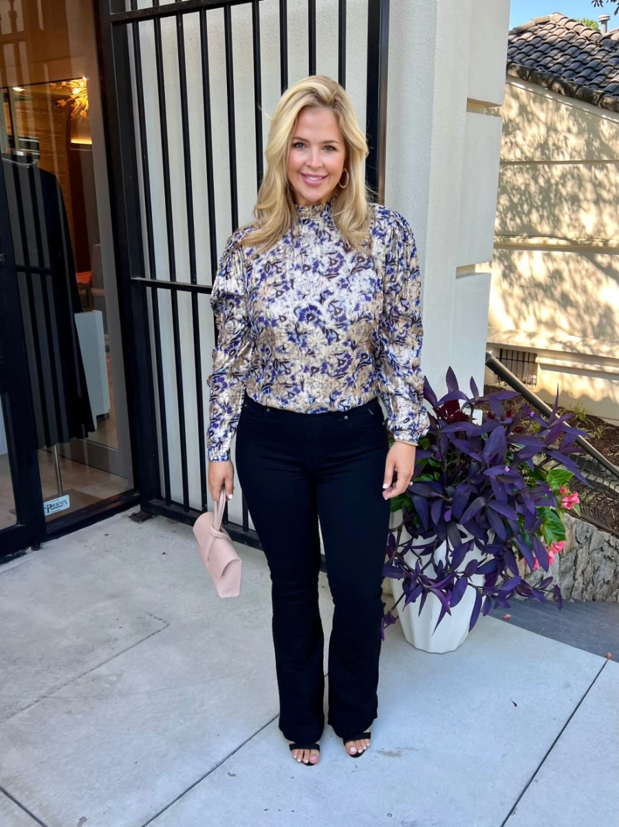 "ZERO DEGREES CELSIUS Blue & Gold Lurex Floral Blouse - Sparkling Women's Top"