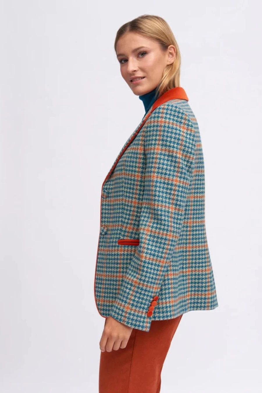 BARILOCHE Palmar Blazer - Tangerine Orange Women's Blazer Coat, Lightweight Tailored Jacket
