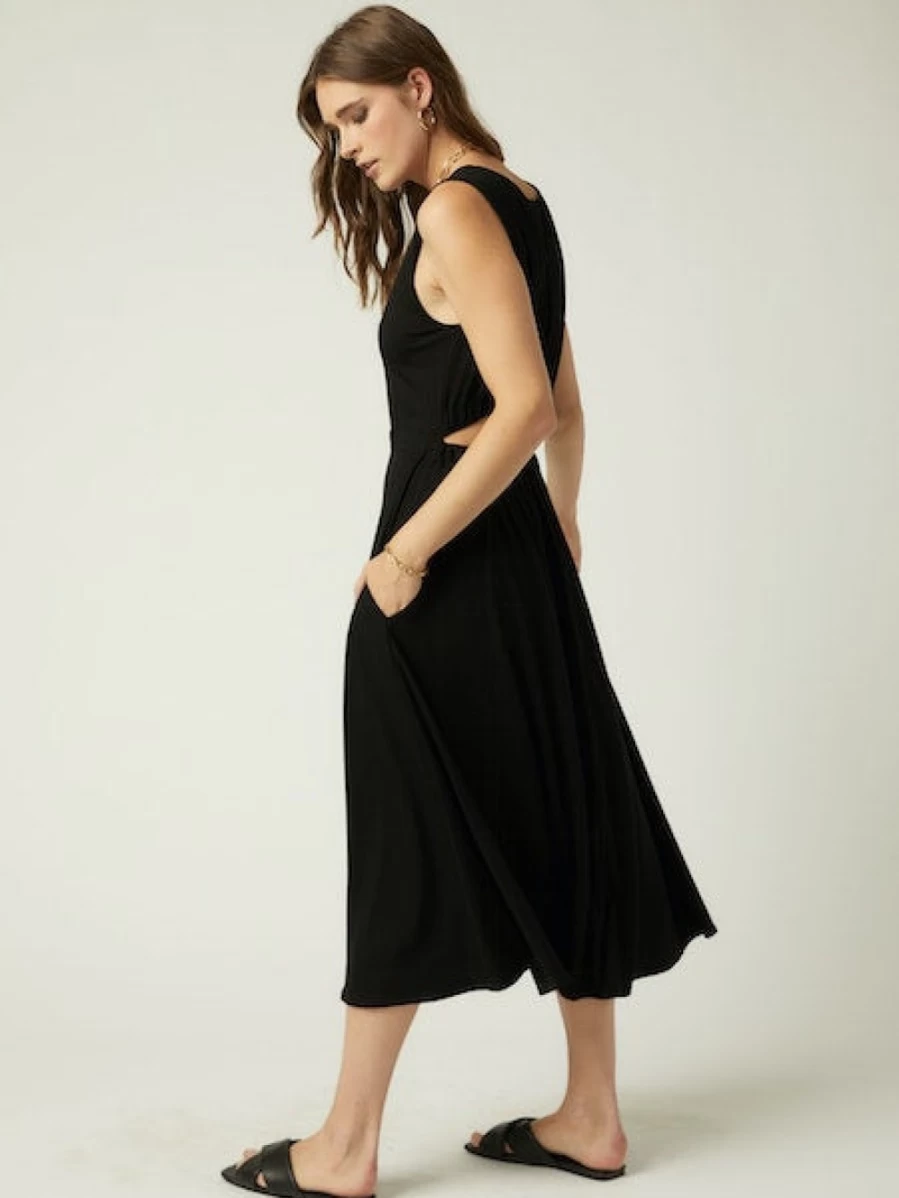 FIFTEEN TWENTY Black Open-Back Dress - Final Sale | Elegant Women's Evening Gown