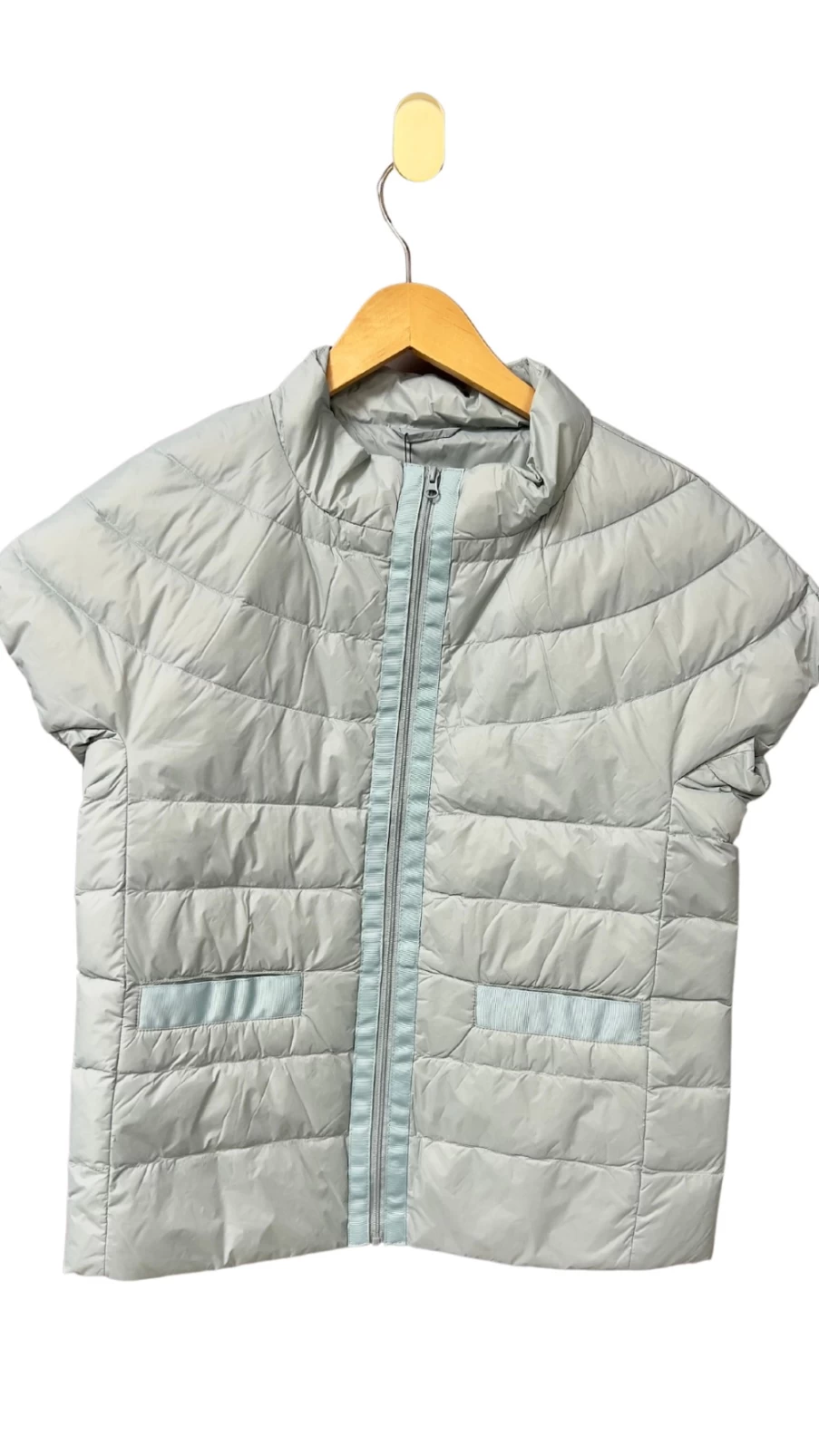 CORTLAND PARK Wellesley Juniper Puffer Vest - Lightweight Insulated Quilted Outdoor Jacket for Men & Women
