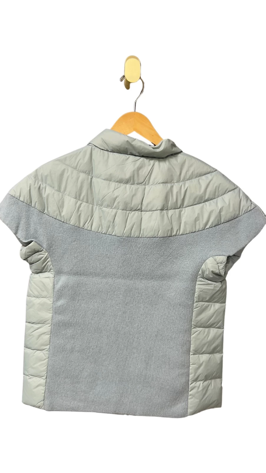 CORTLAND PARK Wellesley Juniper Puffer Vest - Lightweight Insulated Quilted Outdoor Jacket for Men & Women