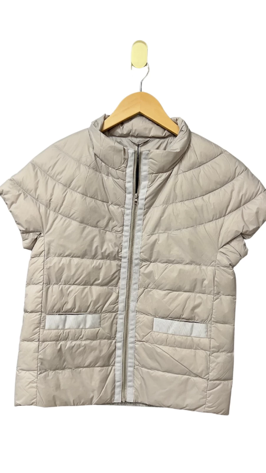 CORTLAND PARK Wellesley Gray Puffer Vest for Men & Women - Lightweight Insulated Winter Vest