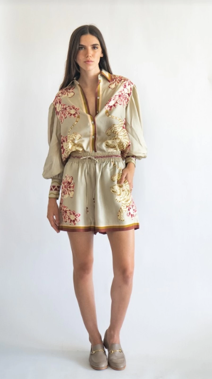 LAS SURENAS Beige Tiger Print Shirt - Floral Design Women's Top