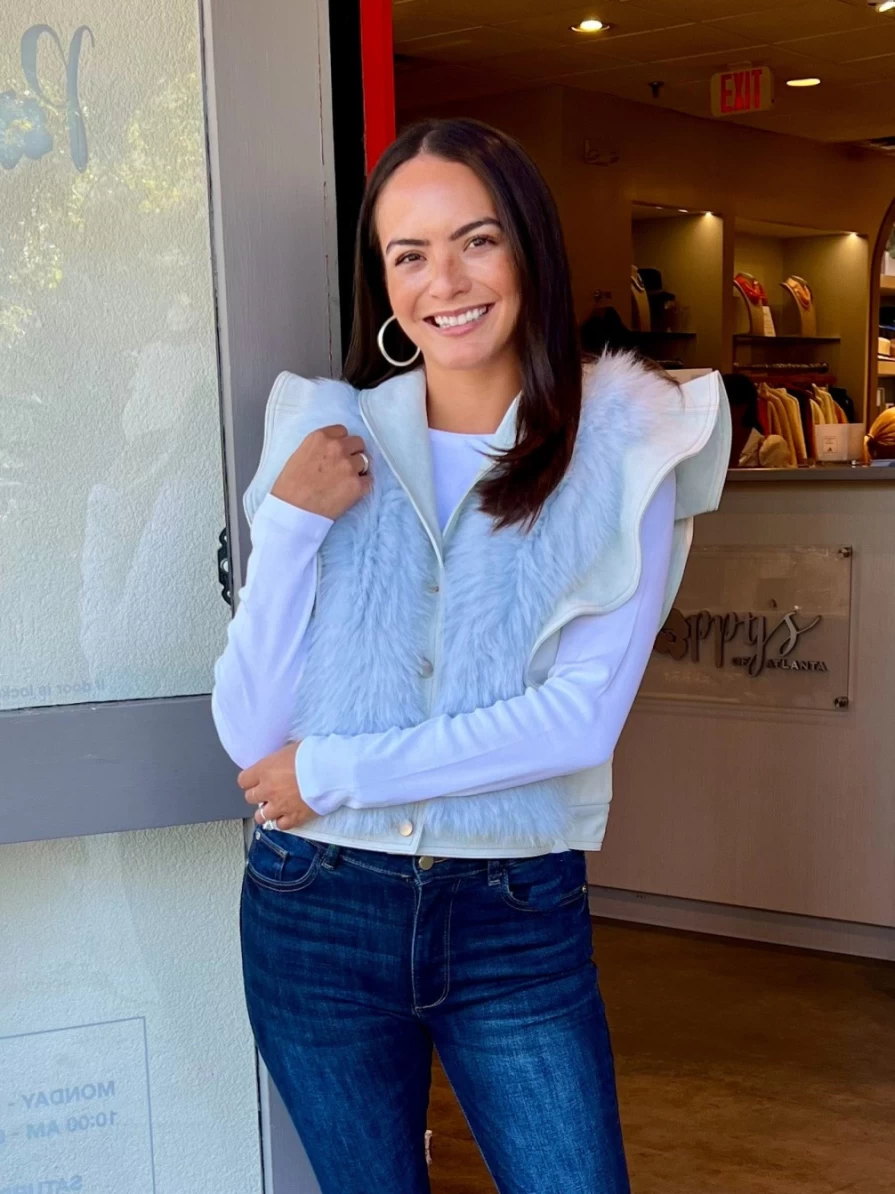 DIOMI Light Wash Denim Vest with Fur Trim - Stylish Women's Fashion Jacket